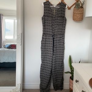 Max Studio | Sleeveless Jumpsuit